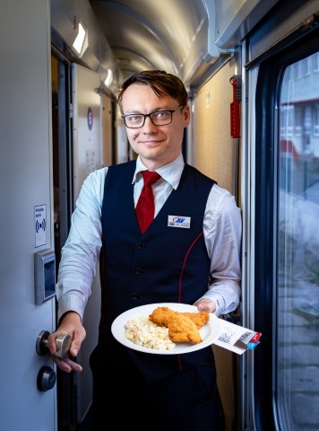 Lůžkový vůz se servisem JLV – fotografie 8
